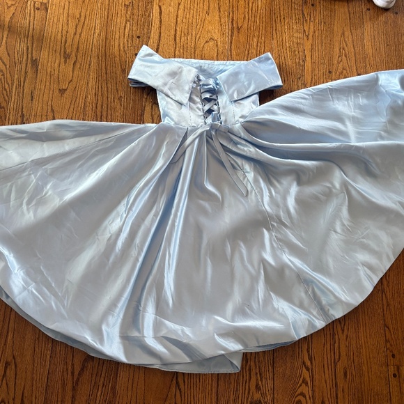 June Bridals pale blue tea length gown NWT - Picture 4 of 16